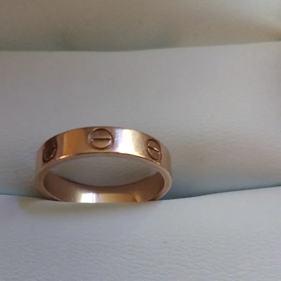 🚨SOLD🚨Cartier Rose Gold Love Band with Red Presentation Case - Picture 8 of 13